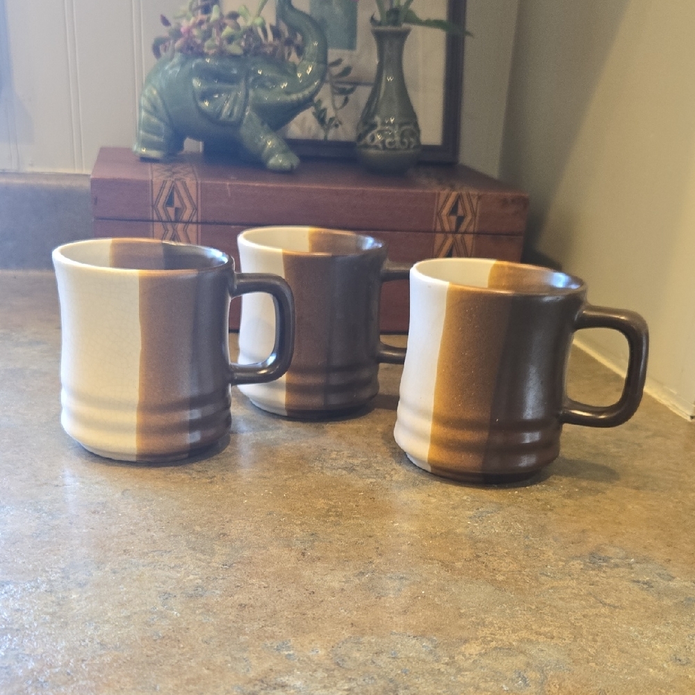 Vintage Brown/Cream Mugs Made In Taiwan Set of 3